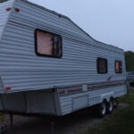 1995 Fifth Wheel RV For Rent In Rochester MN RVUSA