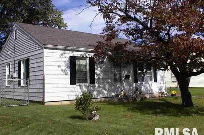 2306 Grawe Ct Quincy IL 62305 MLS CA185721 1 Redfin