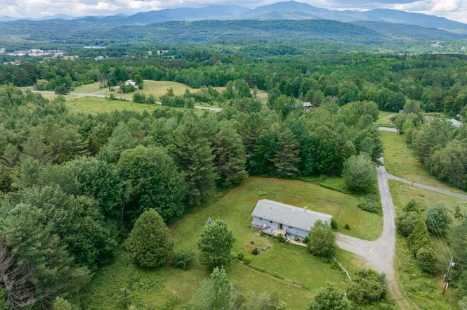 280 Center Rd Hyde Park VT 05655 9206 MLS 4919681 Redfin