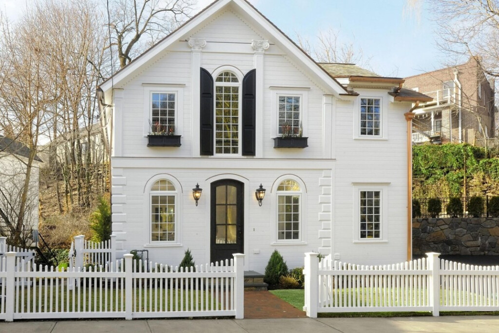 5 Houses For Sale In Bucolic Greenwich CT