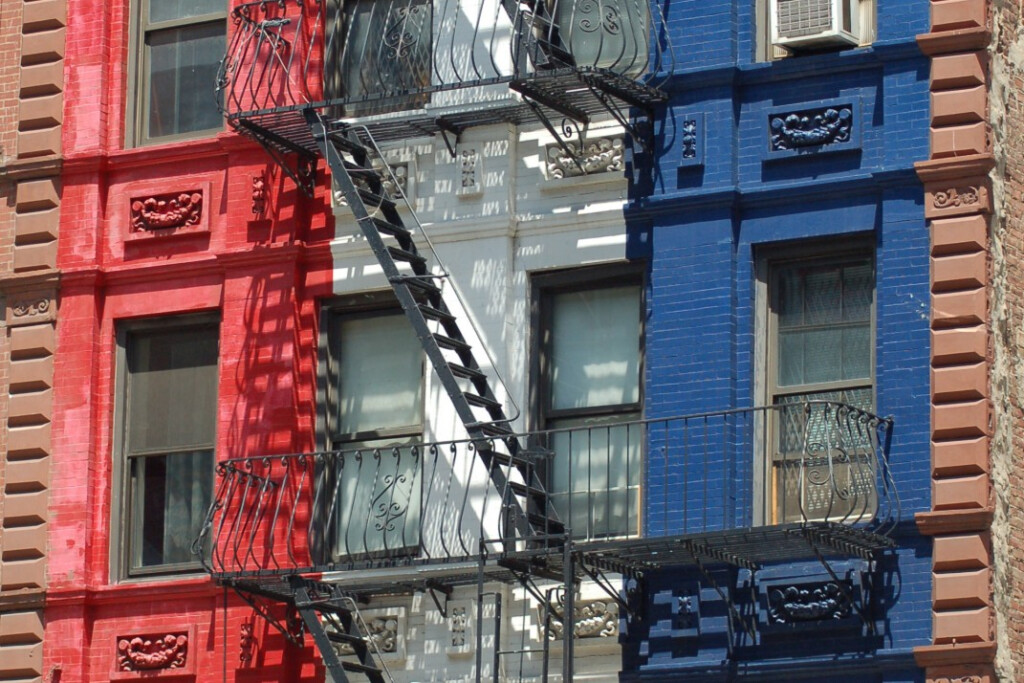 Do You Live In A Red Building Or A Blue One Here s How To Tell